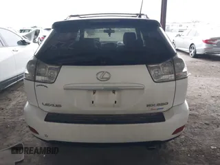2006 Lexus RX with VIN 2T2GA31U76C046854, listed as a IAAI auction lot 41939704 with 258,368 mi miles. Bid and sale history available at carsss.com. Image 16.