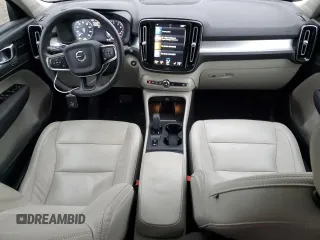 2021 Volvo XC40 Momentum with VIN YV4162UK9M2446794, listed as a Copart auction lot 43543885 with 67,921 mi miles and Salvage Title. Bid and sale history available at DreamBid. Image 8.
