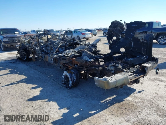 2017 Ford F-250 Lariat z VIN 1FT7W2BTXHEB84281, wystawiony jako IAAI lot #41377149 z przebiegiem Nie podano mil oraz . Historia ofert i sprzedaży dostępna na DreamBid. Obrazek 3.