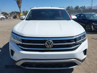2021 Volkswagen Atlas SE with VIN 1V2HE2CA2MC209716, listed as a IAAI auction lot 42710825 with 29,484 mi miles and . Bid and sale history available at DreamBid. Image 12.
