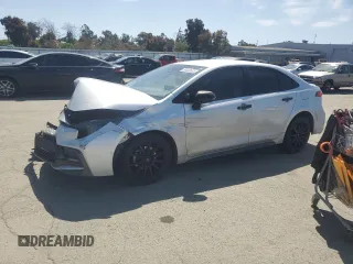 2020 Toyota Corolla SE with VIN JTDS4RCE0LJ044040, listed as a Copart auction lot 52443505 with 108,850 mi miles and Salvage Title. Bid and sale history available at carsss.com. Image 1.
