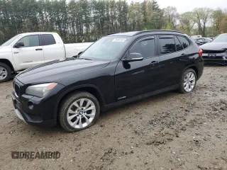2014 BMW X1 xDrive28i z VIN WBAVL1C53EVY17464, wystawiony jako Copart lot #55456165 z przebiegiem 172 007 mil mil oraz Tytuł czysty. Historia ofert i sprzedaży dostępna na DreamBid. Obrazek 1.