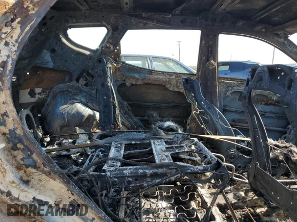 2018 Hyundai Santa Fe 2.4L z VIN 5XYZTDLB1JG523235, wystawiony jako Copart lot #53539235 z przebiegiem Nie podano mil oraz Nie do naprawy • Non repairable. Historia ofert i sprzedaży dostępna na DreamBid. Obrazek 10.