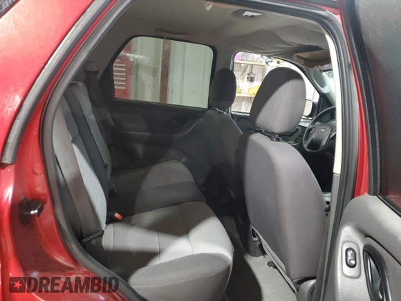 2005 Ford Escape XLS Value with VIN 1FMYU02Z25KD74202, listed as a Copart auction lot 49884095 with 136,025 mi miles and Salvage Title. Bid and sale history available at carsss.com. Image 10.