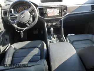 2018 Volkswagen Atlas 3.6L V6 SEL with VIN 1V2MR2CA3JC501261, listed as a Copart auction lot 53880095 with 160,956 mi miles and Salvage Title. Bid and sale history available at carsss.com. Image 8.