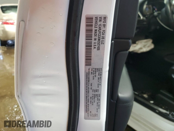 2021 Jeep Grand Cherokee Overland with VIN 1C4RJFCGXMC527435, listed as a Copart auction lot 49642405 with 84,485 mi miles and Salvage title. Bid and sale history available at DreamBid. Image 12.