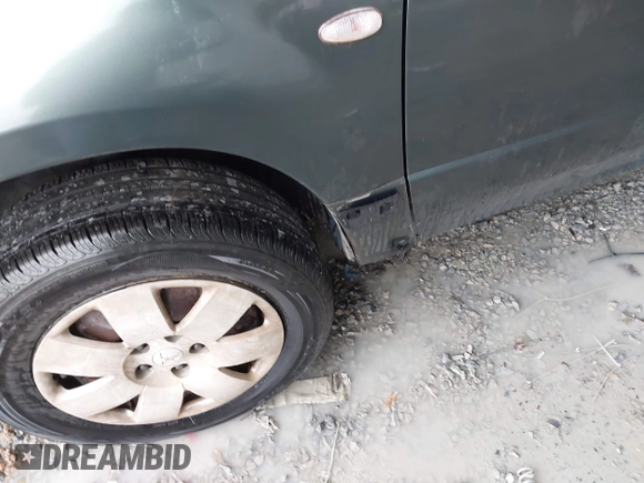 2005 Mitsubishi Outlander LS z VIN JA4LZ31F65U018214, wystawiony jako IAAI lot #42311539 z przebiegiem 282 298 mil mil oraz . Historia ofert i sprzedaży dostępna na DreamBid. Obrazek 6.