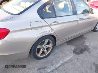 2014 BMW 3 Series 328i xDrive с VIN WBA3B5C56EP541173, выставлен на аукционе IAAI как лот 41865108 с пробегом 122 269 миль миль и . История ставок и продаж доступна на DreamBid. Изображение 6.