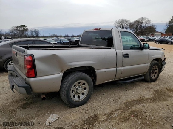 2007 Chevrolet Silverado 1500 Classic Work Truck with VIN 3GCEC14X67G225393, listed as a Copart auction lot 48336255 with 144,445 mi miles and Salvage Title. Bid and sale history available at carsss.com. Image 3.