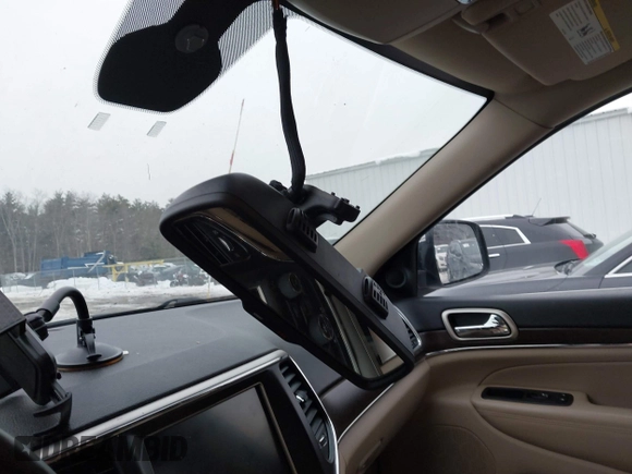 2014 Jeep Grand Cherokee Limited with VIN 1C4RJFBG7EC497622, listed as a IAAI auction lot 41667930 with 147,876 mi miles and . Bid and sale history available at DreamBid. Image 20.