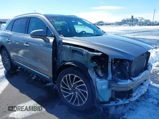 2019 Lincoln Nautilus Reserve with VIN 2LMPJ8LPXKBL67069, listed as a IAAI auction lot 41735775 with 74,411 mi miles and . Bid and sale history available at DreamBid. Image 1.