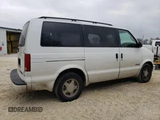 2000 Chevrolet Astro with VIN 1GNDM19W5YB181073, listed as a Copart auction lot 48576114 with Not Provided miles and Salvage Title. Bid and sale history available at carsss.com. Image 3.