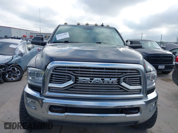 2016 Ram 2500 SLT with VIN 3C6UR5DL6GG113215, listed as a IAAI auction lot 42211606 with 182,680 mi miles. Bid and sale history available at carsss.com. Image 12.