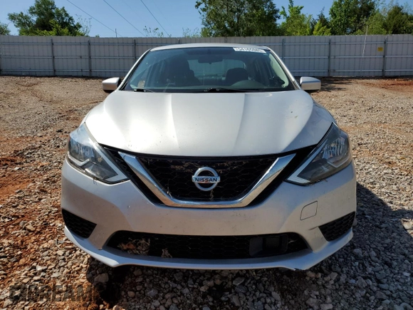 2018 Nissan Sentra S z VIN 3N1AB7AP1JY347740, wystawiony jako Copart lot #54165085 z przebiegiem Nie podano mil oraz Szkoda całkowita • Salvage title. Historia ofert i sprzedaży dostępna na DreamBid. Obrazek 5.