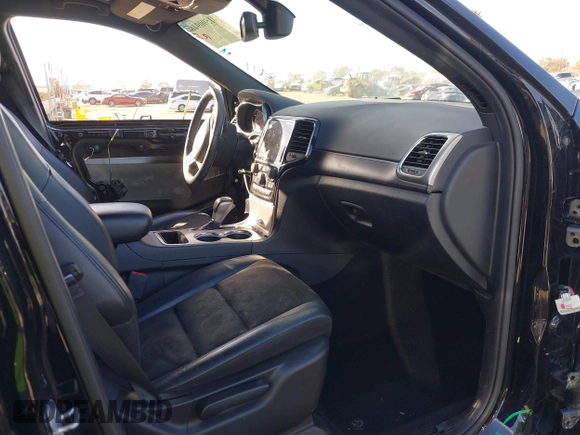 2019 Jeep Grand Cherokee Altitude with VIN 1C4RJEAG7KC852263, listed as a IAAI auction lot 41590946 with 83,356 mi miles and . Bid and sale history available at DreamBid. Image 5.