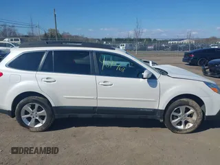 2014 Subaru Outback 2.5i Limited with VIN 4S4BRBMC8E3255253, listed as a IAAI auction lot 41890468 with 138,840 mi miles. Bid and sale history available at carsss.com. Image 13.
