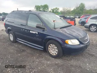 2004 Chrysler Town & Country LX z VIN 1C4GP44R24B527042, wystawiony jako IAAI lot #42466864 z przebiegiem 82 019 mil mil oraz . Historia ofert i sprzedaży dostępna na DreamBid. Obrazek 1.