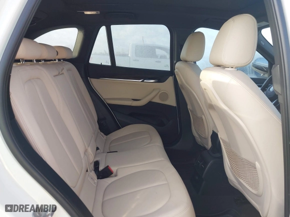 2016 BMW X1 xDrive28i with VIN WBXHT3C3XGP889461, listed as a IAAI auction lot 41757627 with 105,681 mi miles. Bid and sale history available at carsss.com. Image 8.