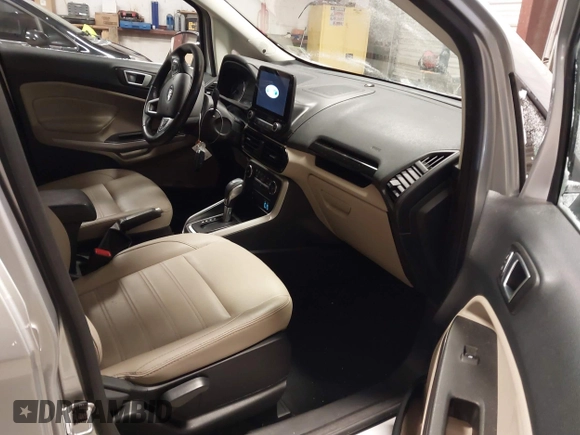 2021 Ford EcoSport Titanium z VIN MAJ6S3KL3MC403106, wystawiony jako IAAI lot #41339930 z przebiegiem 70 139 mil mil oraz . Historia ofert i sprzedaży dostępna na DreamBid. Obrazek 5.