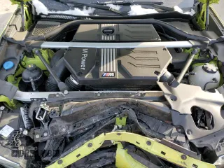 2022 BMW X4 M z VIN 5YM23EC04N9L46944, wystawiony jako Copart lot #87821005 z przebiegiem 15 371 mil mil oraz Szkoda całkowita • Salvage title. Historia ofert i sprzedaży dostępna na DreamBid. Obrazek 12.