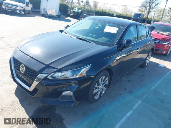 2020 Nissan Altima 2.5 S with VIN 1N4BL4BV5LC175000, listed as a IAAI auction lot 41761083 with 140,800 mi miles. Bid and sale history available at carsss.com. Image 17.