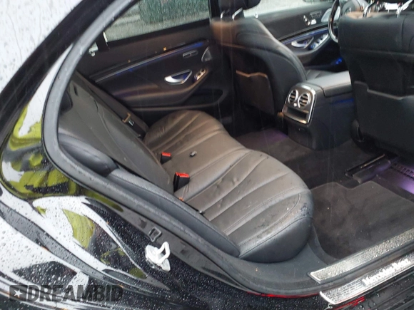 2015 Mercedes-Benz S 550 z VIN WDDUG8FB4FA084000, wystawiony jako IAAI lot #41756974 z przebiegiem 118 000 mil mil oraz . Historia ofert i sprzedaży dostępna na DreamBid. Obrazek 8.