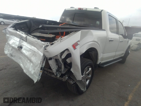 2021 Ford F-150 XL with VIN 1FTFW1EDXMFD08970, listed as a IAAI auction lot 35320401 with 1 mi miles. Bid and sale history available at carsss.com. Image 4.