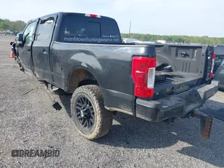 2019 Ford F-250 XL с VIN 1FT7W2B69KEG82649, выставлен на аукционе IAAI как лот 42119089 с пробегом 147 490 миль миль и . История ставок и продаж доступна на DreamBid. Изображение 3.