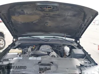 2004 Chevrolet Silverado 1500 with VIN 1GCEK19T54E185903, listed as a IAAI auction lot 41393916 with 208,422 mi miles and . Bid and sale history available at DreamBid. Image 10.