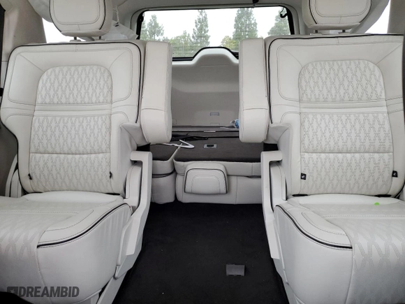 2022 Lincoln Navigator Black Label with VIN 5LMJJ2TT5NEL02261, listed as a Copart auction lot 72195404 with 96,478 mi miles and Salvage Title. Bid and sale history available at carsss.com. Image 10.