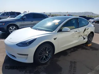 2021 Tesla Model 3 Long Range z VIN 5YJ3E1EB9MF006966, wystawiony jako IAAI lot #41976745 z przebiegiem 37 651 mil mil oraz . Historia ofert i sprzedaży dostępna na DreamBid. Obrazek 19.