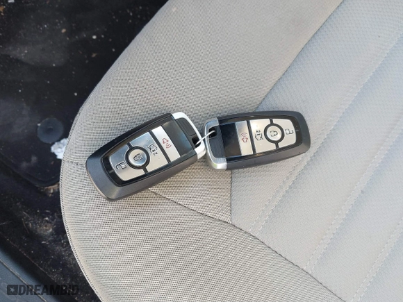2018 Ford Fusion Hybrid S with VIN 3FA6P0UU8JR244912, listed as a IAAI auction lot 41742940 with 65,885 mi miles. Bid and sale history available at carsss.com. Image 11.