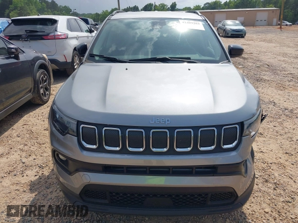 2022 Jeep Compass Latitude with VIN 3C4NJCBB7NT238456, listed as a IAAI auction lot 42489263 with 53,152 mi miles and . Bid and sale history available at DreamBid. Image 12.