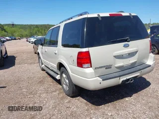 2005 Ford Expedition Limited z VIN 1FMFU19555LA73336, wystawiony jako IAAI lot #41972033 z przebiegiem 236 367 mil mil oraz . Historia ofert i sprzedaży dostępna na DreamBid. Obrazek 3.