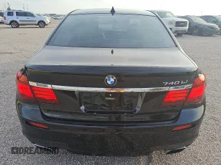 2013 BMW 7 Series 740Li with VIN WBAYE4C57DDW22531, listed as a Copart auction lot 81522614 with 174,441 mi miles and Clean title. Bid and sale history available at DreamBid. Image 6.