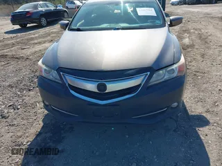 2014 Acura ILX Hybrid Tech Pkg with VIN 19VDE3F79EE300331, listed as a IAAI auction lot 42067961 with 147,348 mi miles. Bid and sale history available at carsss.com. Image 12.