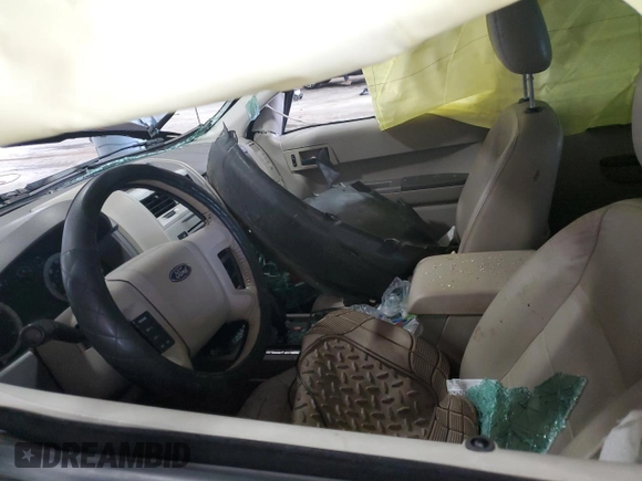 2008 Ford Escape XLT z VIN 1FMCU931X8KE51989, wystawiony jako Copart lot #60494295 z przebiegiem Nie podano mil oraz Szkoda całkowita • Salvage title. Historia ofert i sprzedaży dostępna na DreamBid. Obrazek 7.