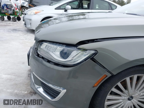 2017 Lincoln MKZ Reserve with VIN 3LN6L5F98HR612846, listed as a IAAI auction lot 41633453 with 112,213 mi miles. Bid and sale history available at carsss.com. Image 17.