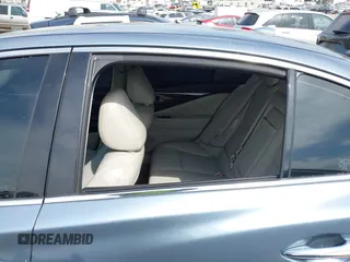 2018 Infiniti Q50 3.0t LUXE with VIN JN1EV7AP9JM352079, listed as a IAAI auction lot 42030404 with 62,550 mi miles. Bid and sale history available at carsss.com. Image 6.