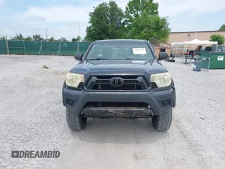 2013 Toyota Tacoma z VIN 5TFPX4EN6DX014066, wystawiony jako IAAI lot #42410110 z przebiegiem 152 996 mil mil oraz . Historia ofert i sprzedaży dostępna na DreamBid. Obrazek 12.