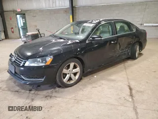 2013 Volkswagen Passat SE z VIN 1VWBP7A34DC139538, wystawiony jako Copart lot #55609995 z przebiegiem 205 976 mil mil oraz Szkoda całkowita • Salvage title. Historia ofert i sprzedaży dostępna na DreamBid. Obrazek 1.