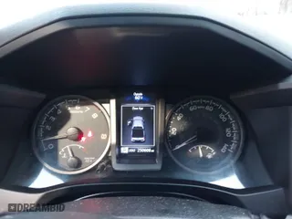 2018 Toyota Tacoma SR with VIN 3TMCZ5AN9JM177736, listed as a IAAI auction lot 41534308 with 250,608 mi miles. Bid and sale history available at carsss.com. Image 7.