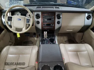 2013 Ford Expedition XLT with VIN 1FMJU1J58DEF61463, listed as a Copart auction lot 47493425 with 111,634 mi miles and Salvage title. Bid and sale history available at DreamBid. Image 8.
