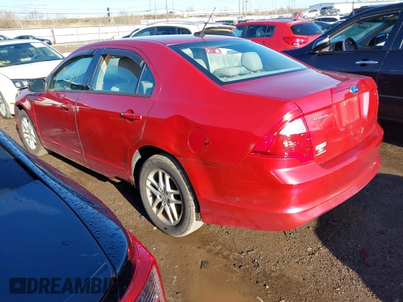 2011 Ford Fusion S with VIN 3FAHP0GA1BR232175, listed as a IAAI auction lot 41864391 with 324,988 mi miles. Bid and sale history available at carsss.com. Image 3.