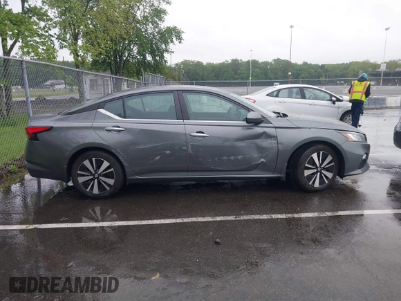 2021 Nissan Altima SV with VIN 1N4BL4DV9MN348908, listed as a IAAI auction lot 42265458 with 44,998 mi miles and . Bid and sale history available at DreamBid. Image 13.