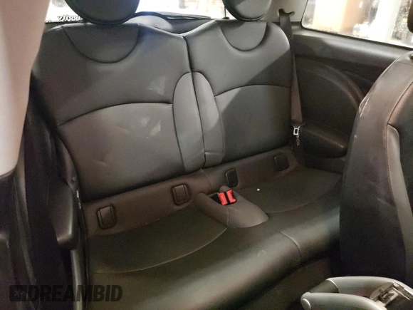 2008 MINI Hardtop with VIN WMWMF33558TT67668, listed as a Copart auction lot 50363795 with 72,738 mi miles and Salvage Title. Bid and sale history available at DreamBid. Image 10.