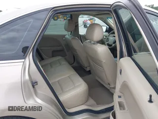 2006 Ford Five Hundred SEL with VIN 1FAFP24146G154107, listed as a IAAI auction lot 42547241 with 185,321 mi miles and . Bid and sale history available at DreamBid. Image 8.