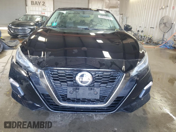 2019 Nissan Altima SR with VIN 1N4BL4CV8KC258935, listed as a Copart auction lot 70028694 with 97,267 mi miles and Salvage Title. Bid and sale history available at carsss.com. Image 5.