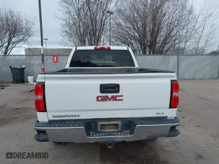 2015 GMC Sierra 1500 SLE with VIN 3GTU2UECXFG195356, listed as a IAAI auction lot 41777752 with 171,549 mi miles. Bid and sale history available at carsss.com. Image 16.