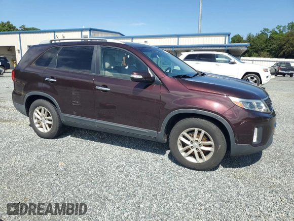 2015 Kia Sorento LX with VIN 5XYKT3A67FG562355, listed as a Copart auction lot 56797445 with 167,441 mi miles and Clean Title. Bid and sale history available at DreamBid. Image 4.